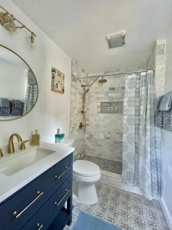 Brand New, Cozy, Modern, One-Bedroom Apartment Falls Church Exterior foto